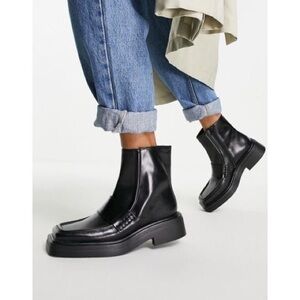 Vagabond Eyra loafer ankle boots -Black Leather